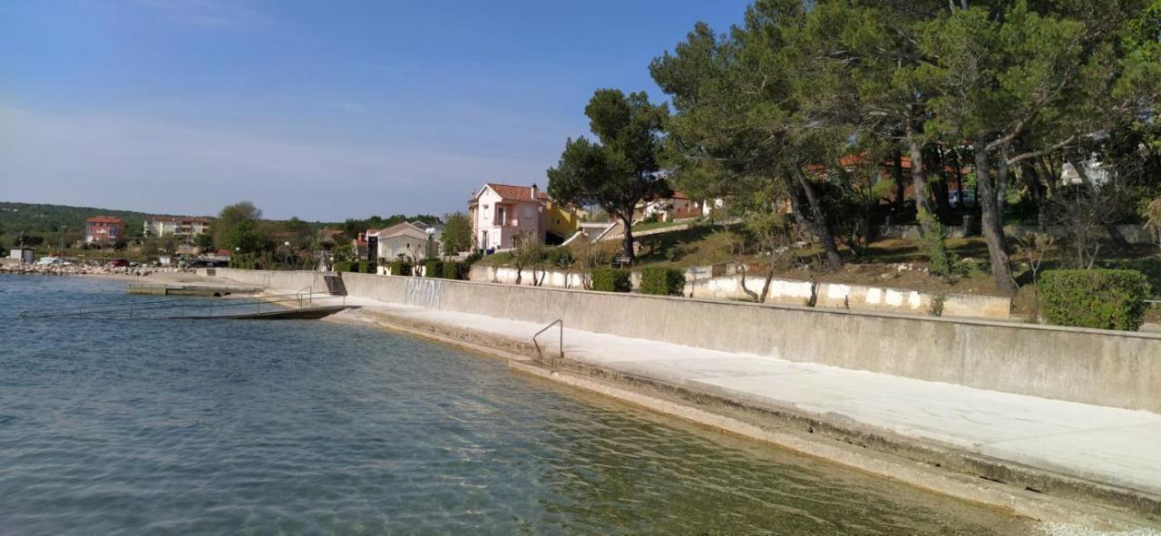 Apartment Dajana 4+2 Čižići 외부 사진
